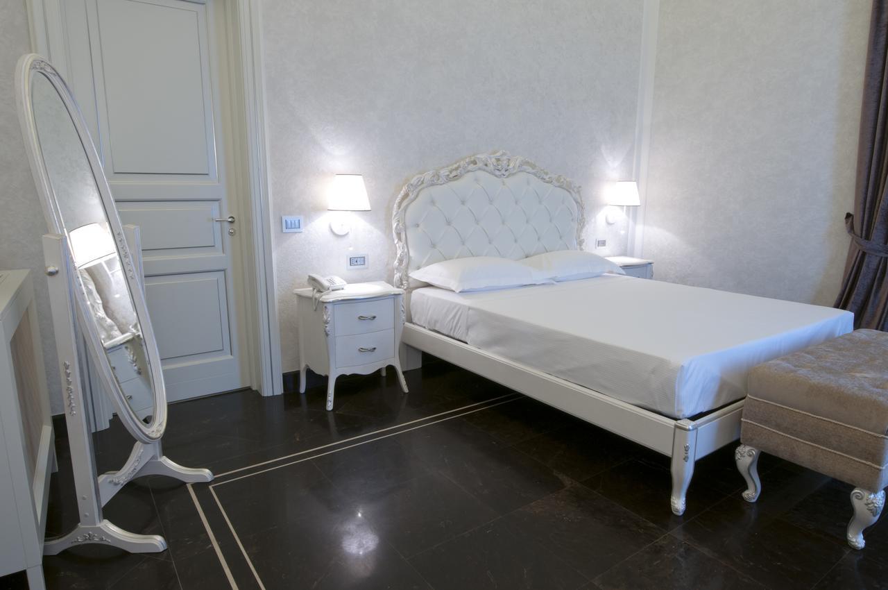 Palazzo Favacchio - Patane Hotell Scicli Exteriör bild
