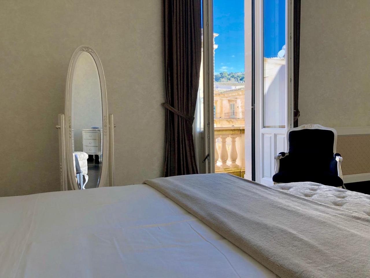 Palazzo Favacchio - Patane Hotell Scicli Exteriör bild